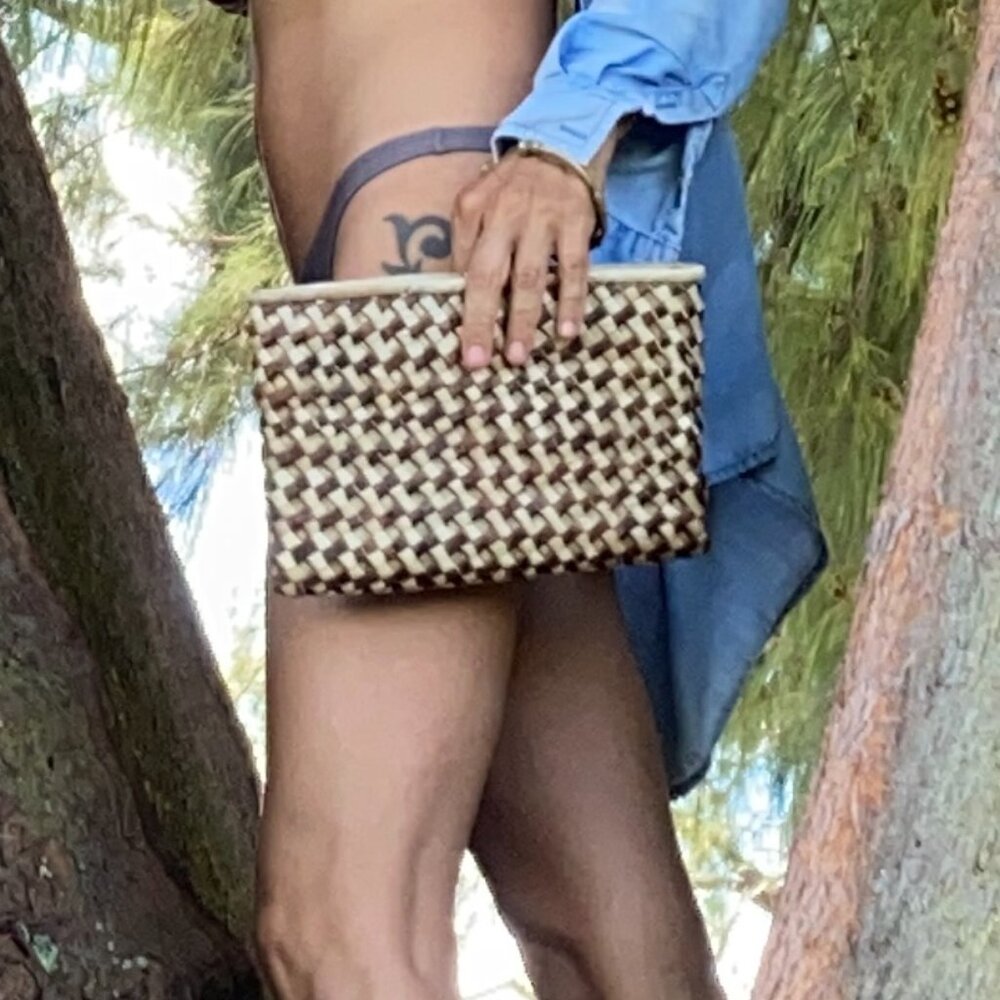 Hand Woven Lauhala Clutch, Bicolor, Zipper Closure